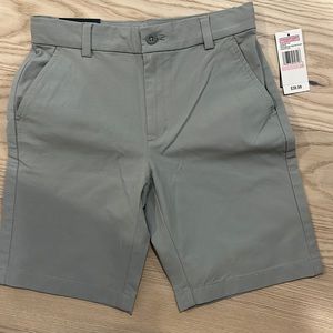 BNWT performance breaker short boys vineyard vines  Size 10. Gray